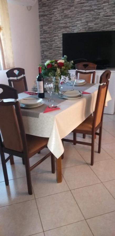 Apartman Blazenka Viskovo エクステリア 写真